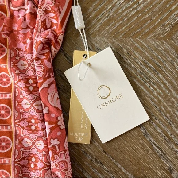 NWT Woman’s On Shore 1 Piece Floral Tummy Control Swimsuit in Coral (10) - Picture 5 of 9